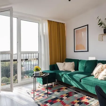 Specious City Center Studio With Park View Warschau Exterior foto